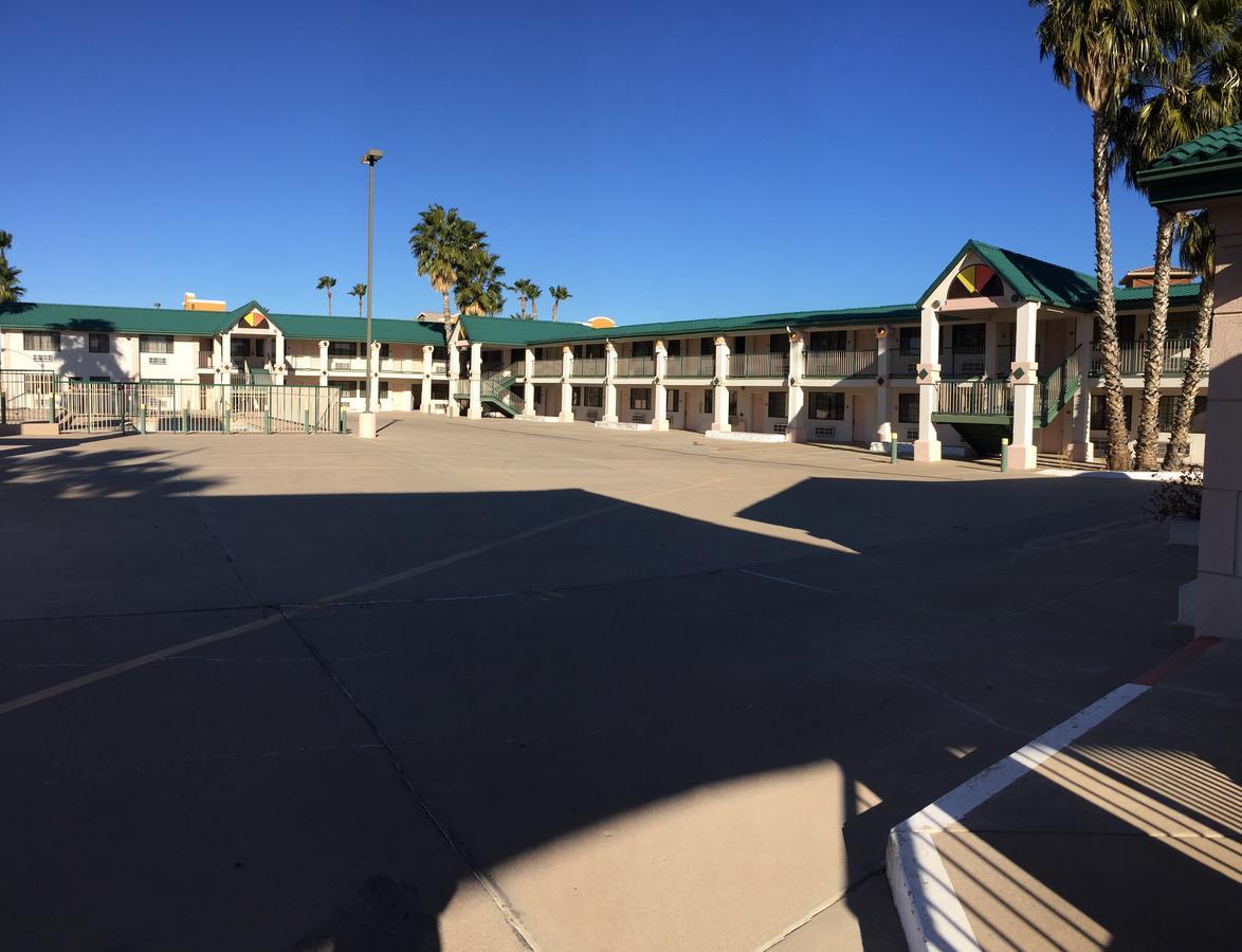 Safford Inn & Suites Extérieur photo